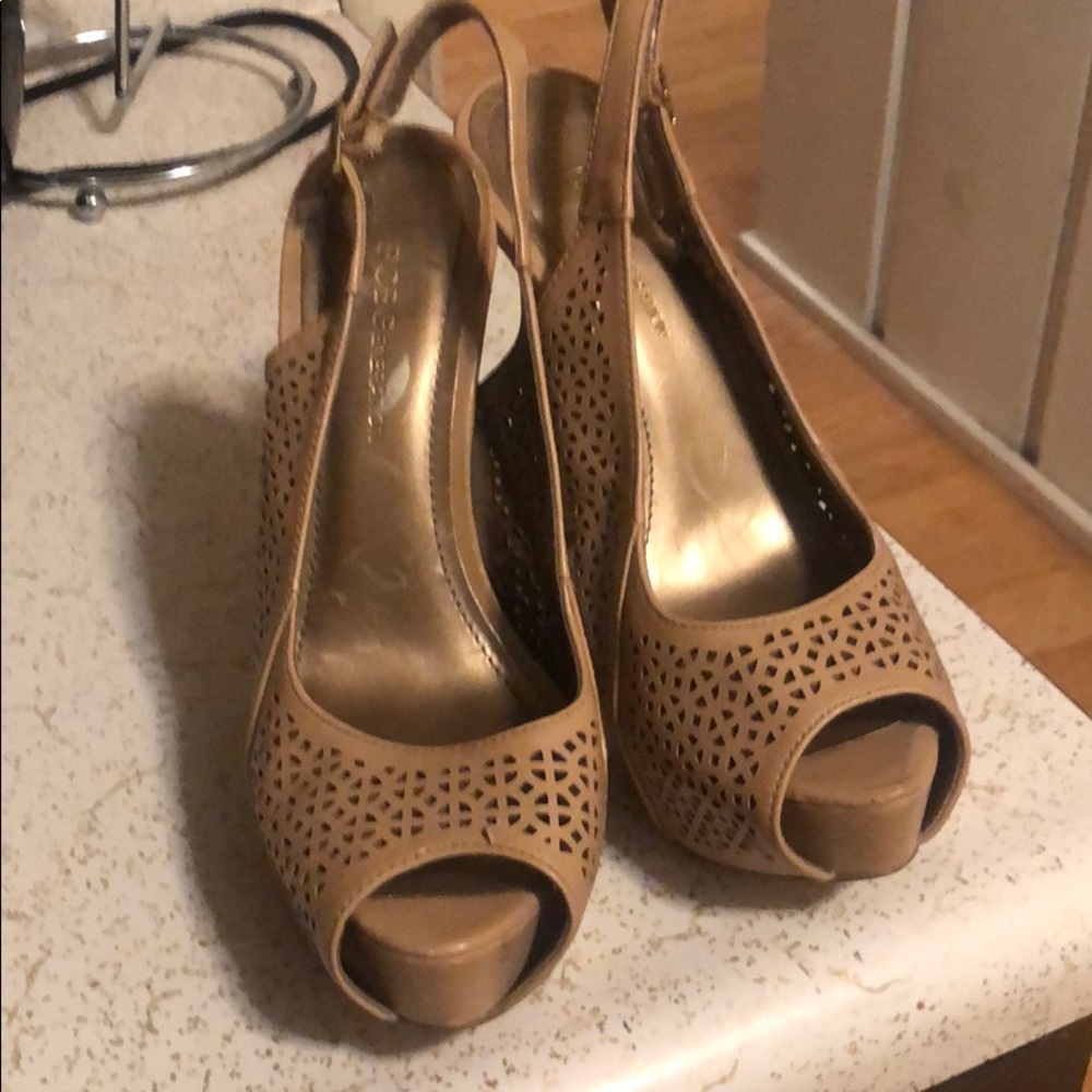 Women’s shoes